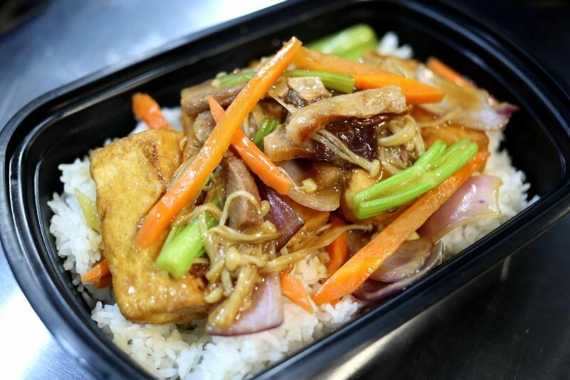 D1 Deep Fried Tofu W/BBQ Pork & Vege on Rice